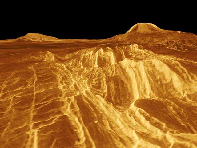 Le plus haut volcan sur Vénus, Maat Mons, culmine à plus de 8.000 mètres. © Nasa