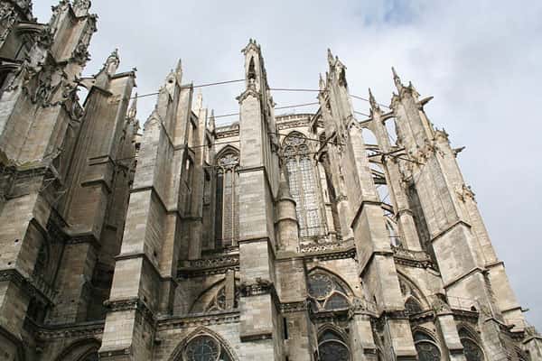 Vue extérieure de la cathédrale. © Binche, CC by 3.0 