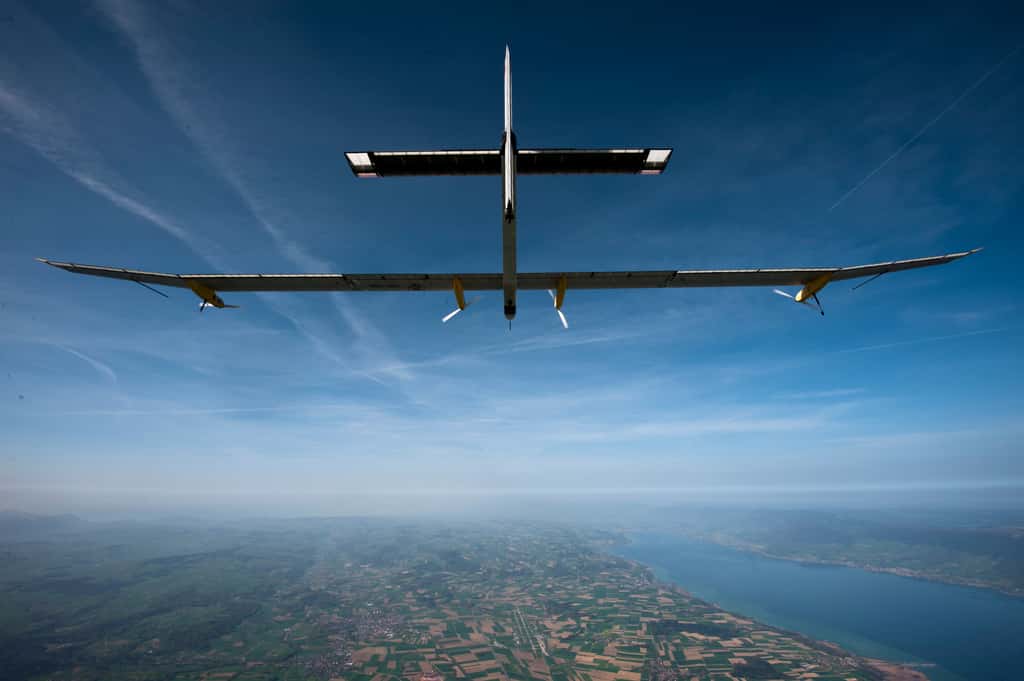 En 2010, l'avion solaire Solar Impulse réalisait son premier vol. © Solar Impulse, Jean Revillard, rezo.ch