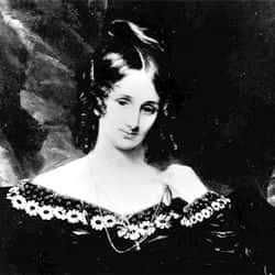 Mary Shelley est aujourd'hui célèbre pour avoir écrit le roman <em>Frankenstein, </em>présentant une créature née de l'imagination d'un savant. © DR
