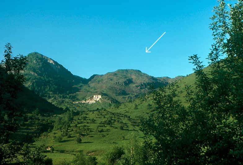  Le massif de Lherz, en Ariège, se situe au sein des calcaires de la zone nord-pyrénéenne. © Photo Jacques Kornprobst