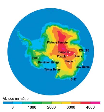Sites des forages couvrant au moins les derniers 20.000 ans en Antarctique. Le site de Vostok a fourni des échantillons remontant à 400.000 ans ; au-delà, on atteint un lac sous-glaciaire, puis le socle rocheux sous-jacent. © DR