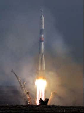 <br />01/10/2005 : Décollage de la fusée Soyouz FG - C'est au moment du décollage que la poussée nécessaire est la plus importante<br />&copy; AFP Journal Internet  
