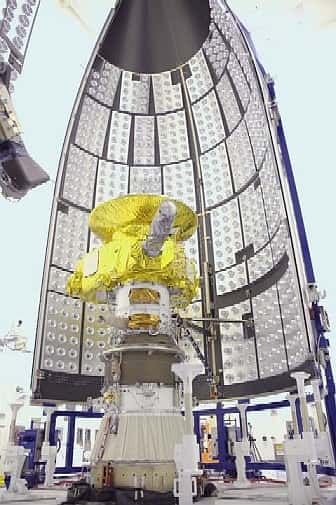 New Horizons installé sur troisième étage, Star 48B dans l'immense coiffe du lanceur (5 m de diamètre). © Nasa