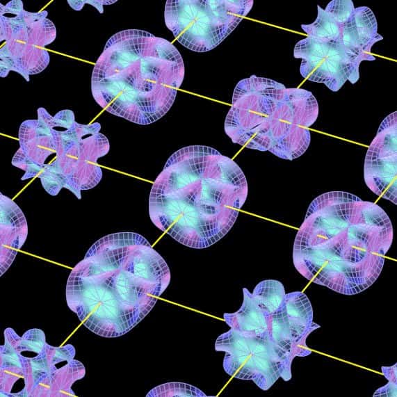 Une vue d’artiste des six dimensions supplémentaires de la théorie des cordes: ici une surface de Calabi-Yau est répétée périodiquement sur un réseau carré. Crédit : Jeff Bryant.