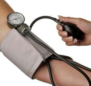 En cas d'hypertension artérielle, le cœur doit augmenter son activité. © DR