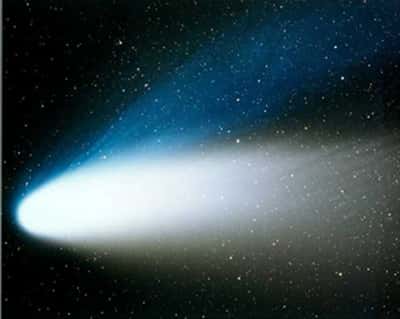 La comète Hale Bopp. Les comètes ont été des fournisseurs en eau pour la Terre. Ce n’est toutefois pas le seul mécanisme en cause. © DR