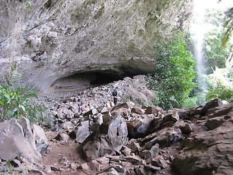 À la découverte des grottes : formation et typologie