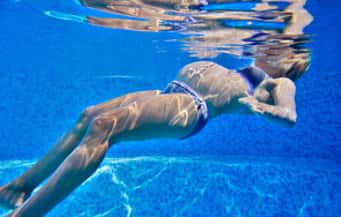 Les séances en piscine sont sources de relaxation. © Fwed, Fotolia
