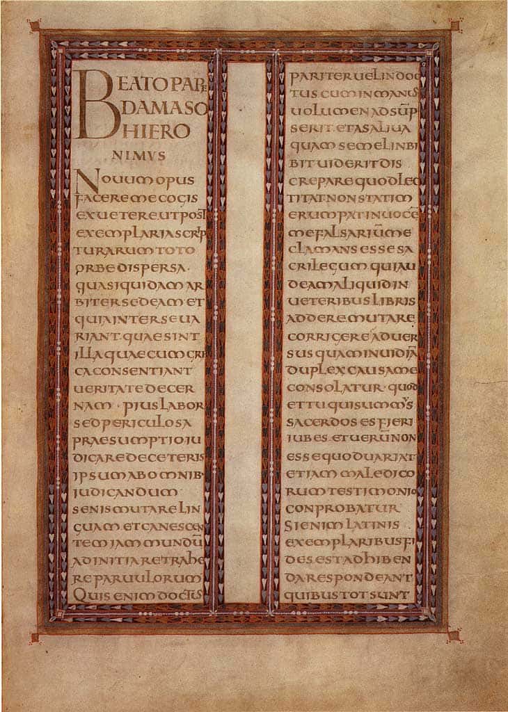 Cette page manuscrite date du temps de Charlemagne. Elle montre une nette amélioration du travail des copistes. © DR