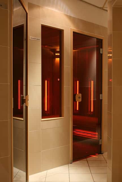 Le principe du sauna infrarouge divise les avis. © Alesa Dam, Flickr CC by nc-nd 2.0
