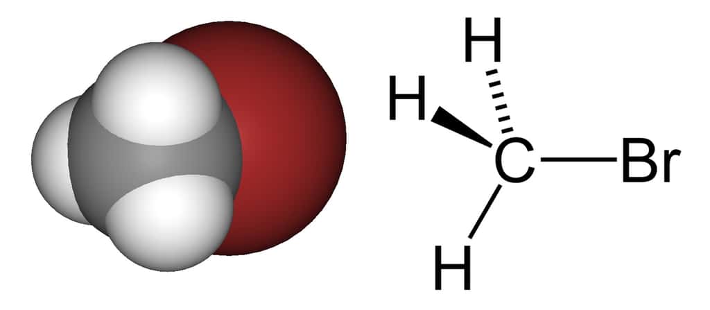 Le bromure de méthyle (fongicide dangereux) contient un atome de carbone (gris), trois atomes d’hydrogène (blanc) et un atome de brome (rouge). © DR