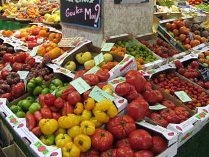 On peut déguster de nombreuses variétés de tomates. Ici, des tomates anciennes. © Popolon, Wikipédia