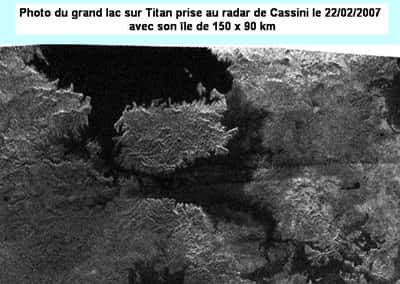 Le lac de Titan, photographié par Cassini en 2007. © DR