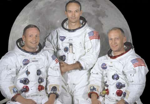 L'équipage d'Apollo 11, Neil Armstrong, Michael Collins et Edwin (Buzz) Aldrin. Armstring et Aldrin se poseront sur la Lune dans la nuit du 20 at 21 juillet 1969, accomplissant l'un des plus rêves de l'homme. <br />Crédits : NASA/Apollo 11/NSSDC. 