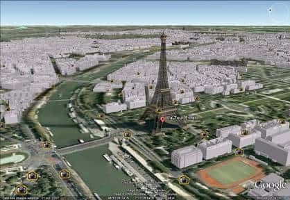 (cliquer pour agrandir) La Tour Eiffel et le 16ème arrondissement de Paris vus par Google Earth. (Crédits : Google)