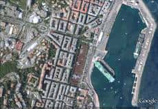 (Cliquer pour agrandir.) Bastia sur Google Earth, version 2009 © Google; IGN