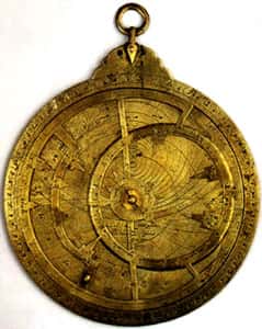 Astrolabe en laiton.