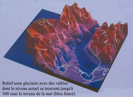 En haut, relief sous-glaciaire. En bas, état des lacs périglaciaires en 1980. © DR