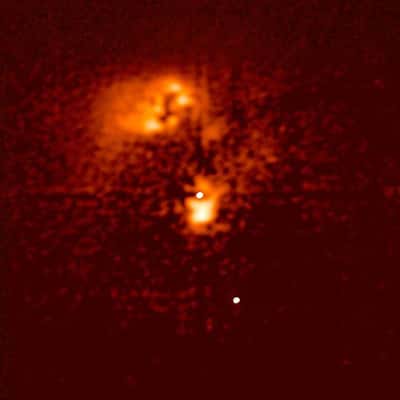 Image du quasar HE0450-2958 prise par le télescope Hubble. © Wikipédia
