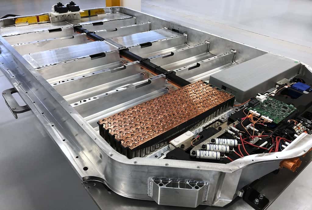 La partie batterie et moteur électrique est l’un des domaines d’expertise de Dyson qui a indiqué vouloir capitaliser sur ses travaux avec le SUV pour d’autres projets. © Dyson