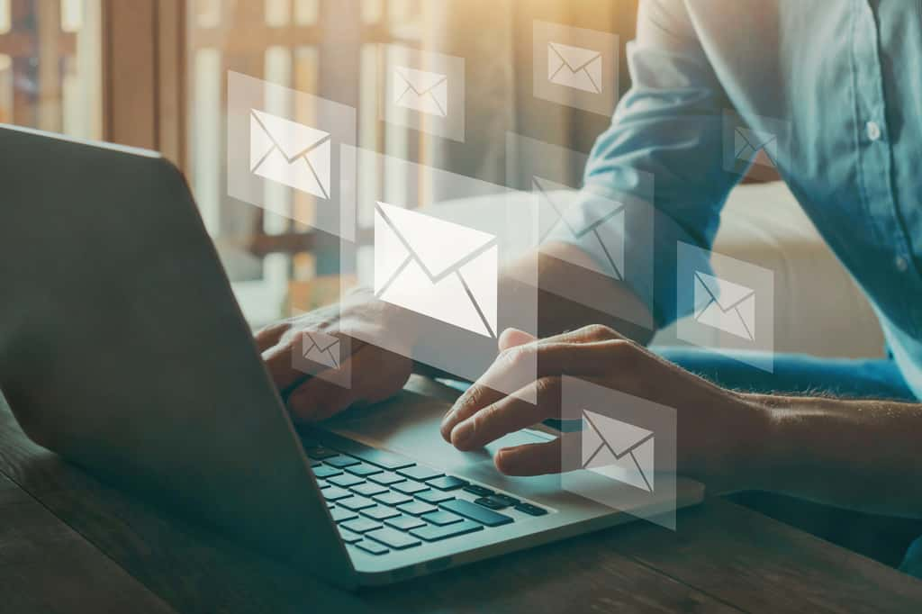 Tout email inhabituel ou non sollicité doit activer votre vigilance. © Song_about_summer, Adobe Stock