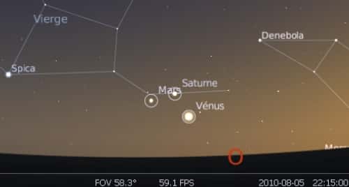 Les planètes Vénus, Mars et Saturne forment un triangle dans le ciel