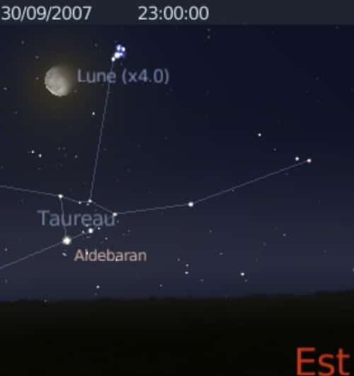 La Lune est en conjonction avec l'amas des Pléiades (M45)