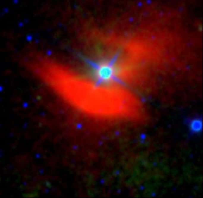 S'il n'a pas permis de découvrir des civilisations extraterrestres, le télescope Wise a toutefois révélé de nouvelles sources infrarouges comme cette nébuleuse entourant l'étoile 48 Librae. © Roger Griffth (<em>Penn State</em>), IPAC (NASA, JPL-Caltech)