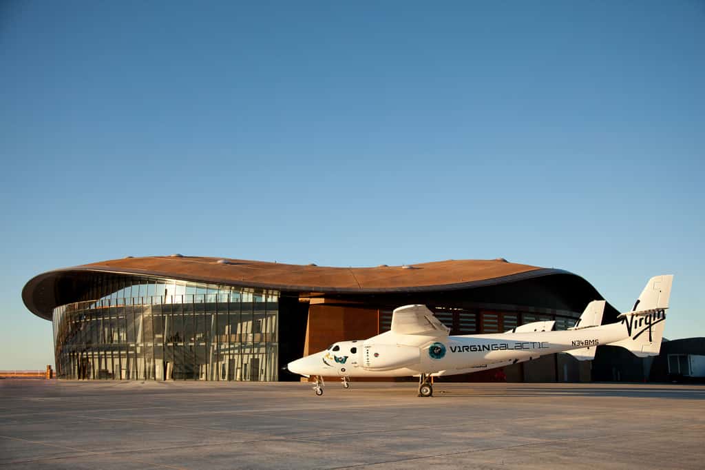 Malgré des débuts prometteurs, le développement du SpaceShipTwo est freiné par des retards et la perte en vol d'un des modèles d'essai. L'ouverture du service commercial est maintenant prévue à l'horizon 2020. © Virgin Galactic