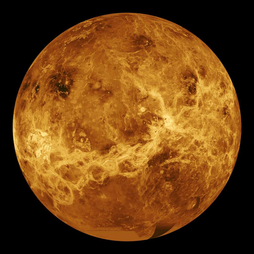 Vénus, sans sa couverture nuageuse, observée avec le radar de la sonde Magellan. © Nasa