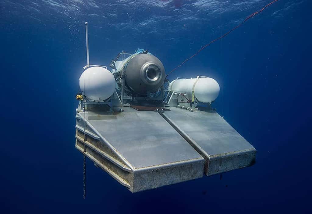 Titan sur la plate-forme de lancement sous l’eau, en attente d’un signal pour commencer la plongée. © OceanGate