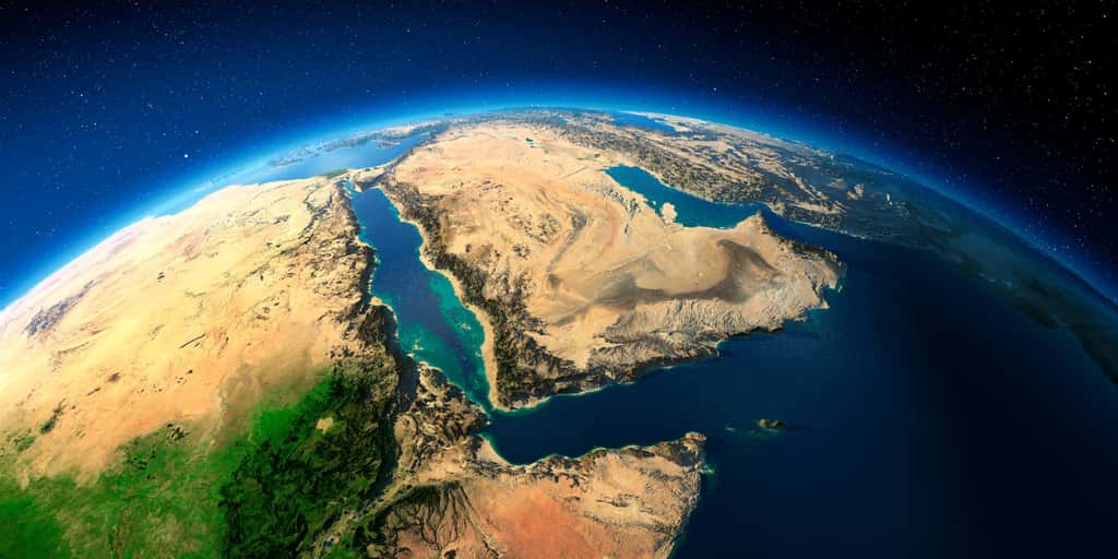  La péninsule arabique est la plus vaste, elle s'étend sur environ 3 millions de kilomètres carrés et mesure environ 3 000 kilomètres de long. Elle abrite l'Arabie saoudite, le Yémen, Oman, les Émirats arabes unis, le Koweït, le Qatar et Bahreïn. © Anton Balazh, Adobe Stock