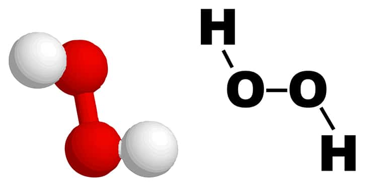 Le peroxyde d’hydrogène se décompose facilement en eau et oxygène. © Wikipédia