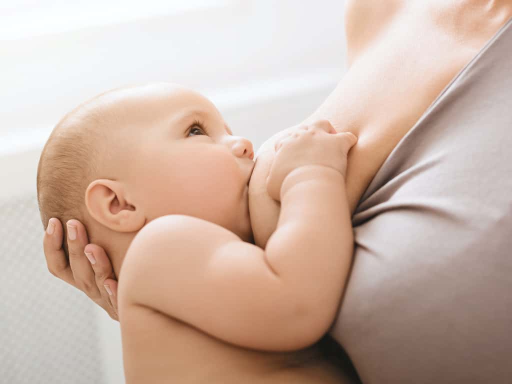 Les premières années de vie avec le mode de naissance et de nutrition ont un rôle primordial. © Prostockstudio, Adobe Stock