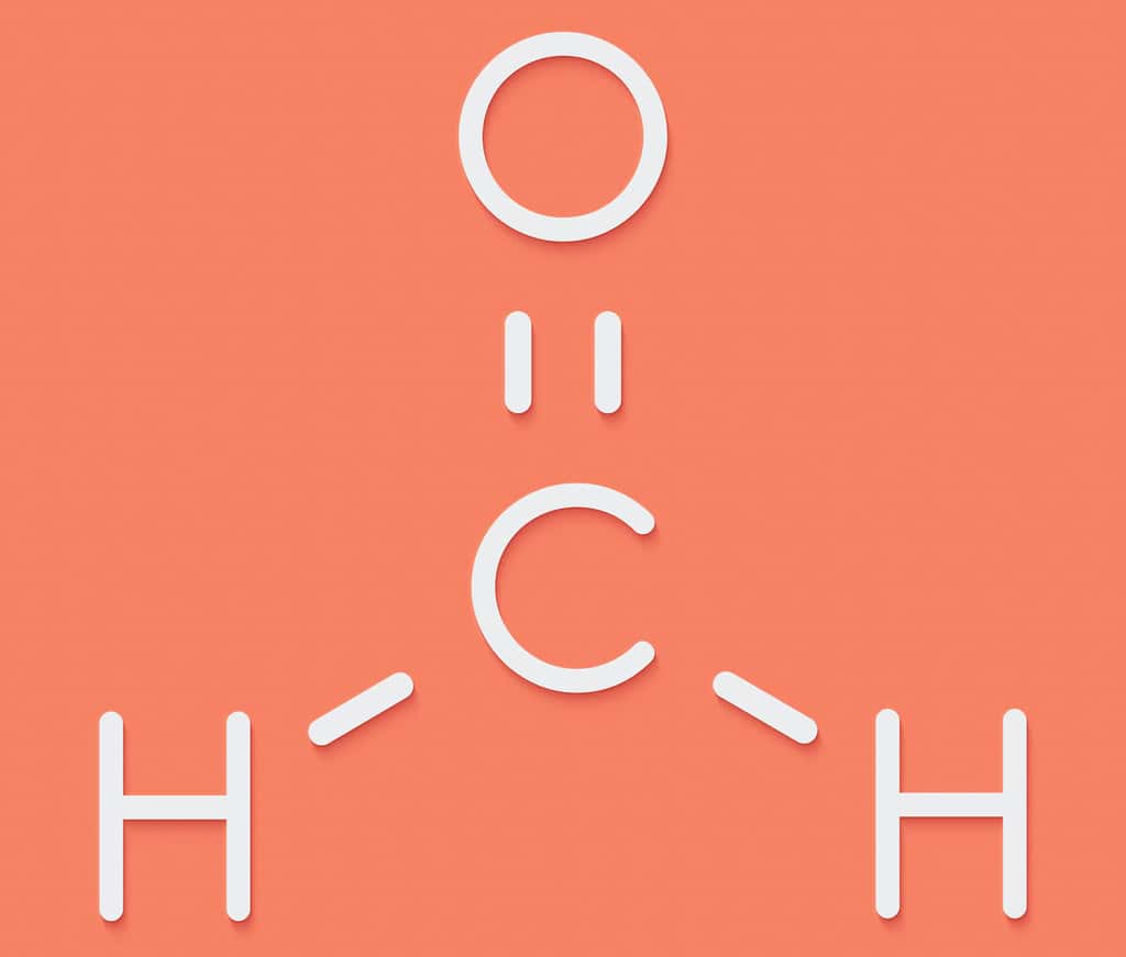 Le formaldéhyde est un aldéhyde de formule CH2O. © molekuul.be, Adobe Stock
