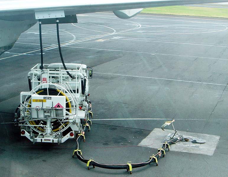 Le Jet A1 correspond au kérosène le plus employé dans l'aviation, notamment car il ne gèle qu’en dessous de -47 °C. © David Monniaux, Wikimedia Commons, cc by sa 3.0
