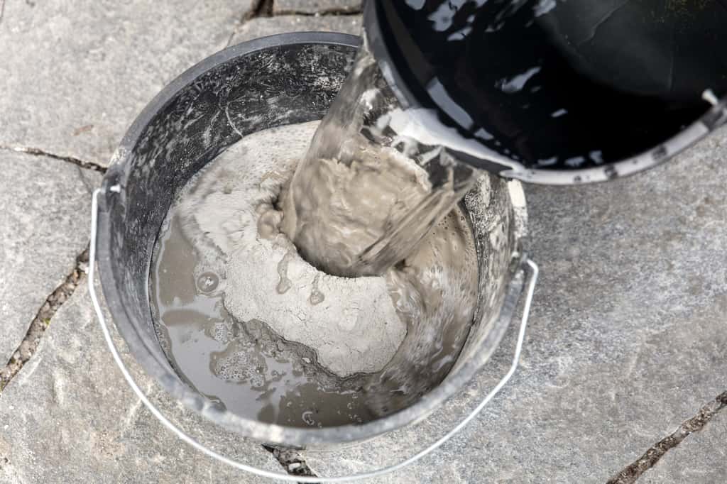 Le gobetis peut être à base de ciment, de chaux ou des deux mélangés. © M.Dörr &amp; M.Frommherz, Adobe Stock