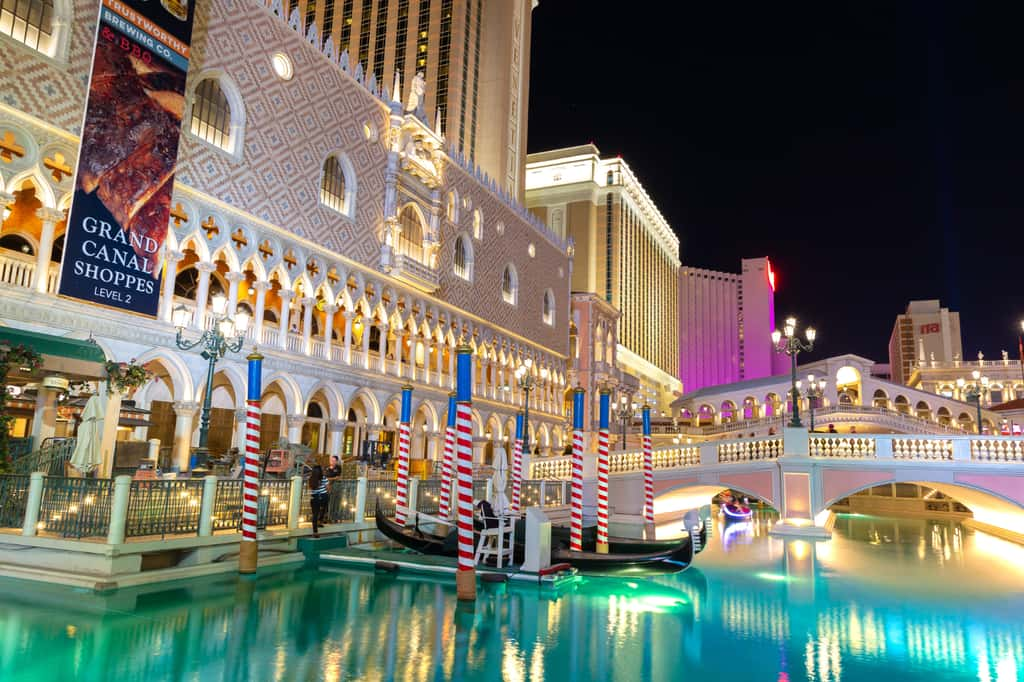 La surréaliste et artificielle Venise à Las Vegas et sa ribambelle de grands magasins. © Sergii Figurnyi, Adobe Stock