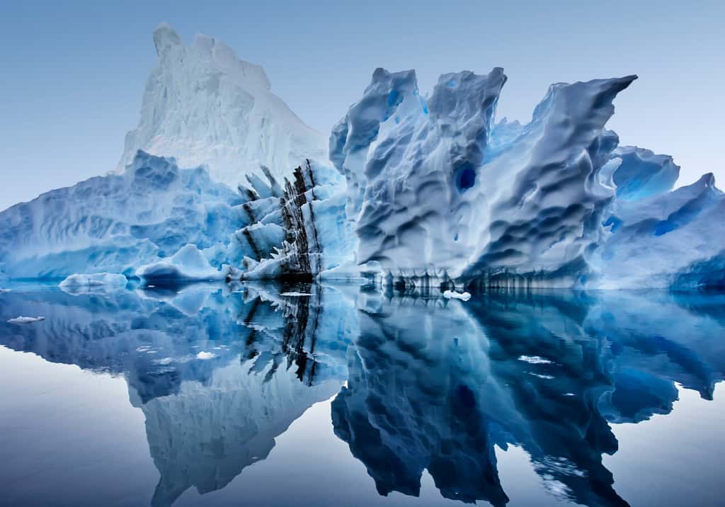 Aujourd'hui, l'inquiétude principale se focalise sur la fonte des glaciers, en accélération au Groenland. © The_lightwriter, Adobe Stock