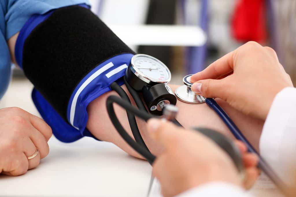 L'hypertension artérielle doit être contrôlée car elle prédispose à de nombreuses maladies. © H_Ko, Adobe Stock