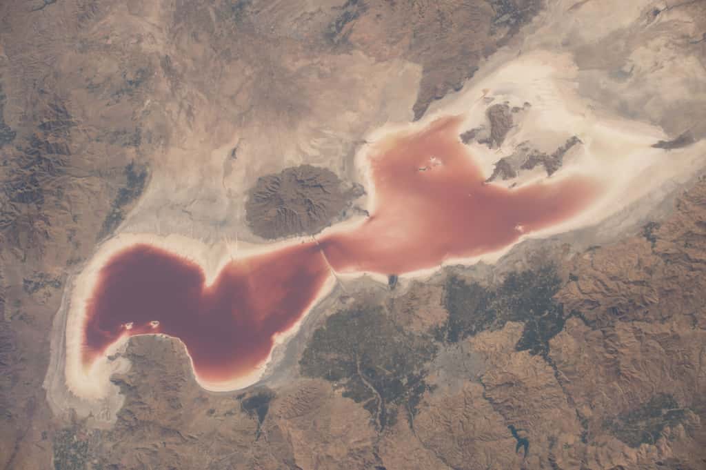 Le lac Urmia, en Iran, photographié le 12 septembre 2016. © Nasa