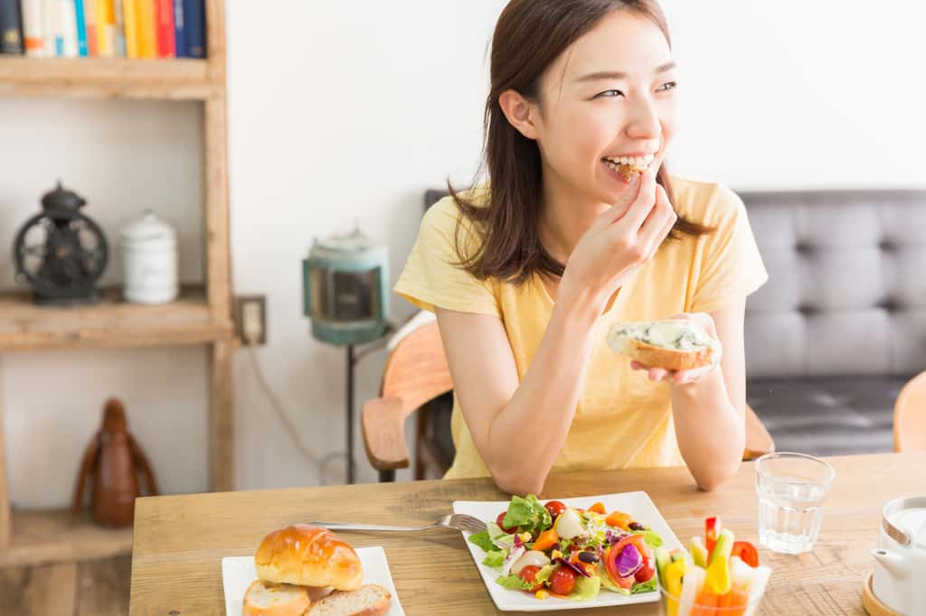 Les femmes japonaises ont une technique pour accélérer le métabolisme et perdre du poids. © miya227, iStock