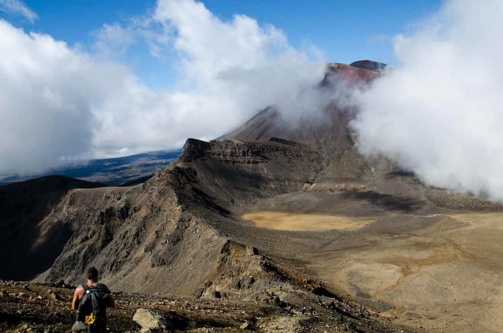 Le mont Ngauruhoe, en Nouvelle-Zélande, a incarné la mythique Montagne du Destin à l’écran. © Mikedee123, <em>Wikimedia Commons</em>, CC BY-SA