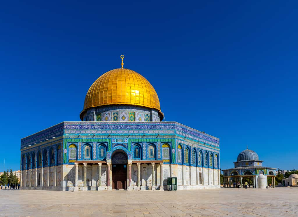 L'emblématique Dôme doré de Jérusalem, symbole incontournable de la ville. © Art Media Factory, Adobe Stock