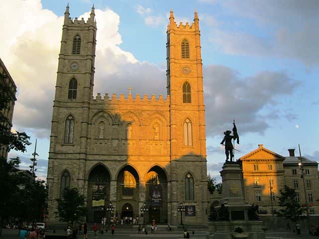 La basilique Notre-Dame de Montréal est l'un des joyaux de la ville. © Jeangagnon, Wikimedia Commons, CC by-sa 3.0