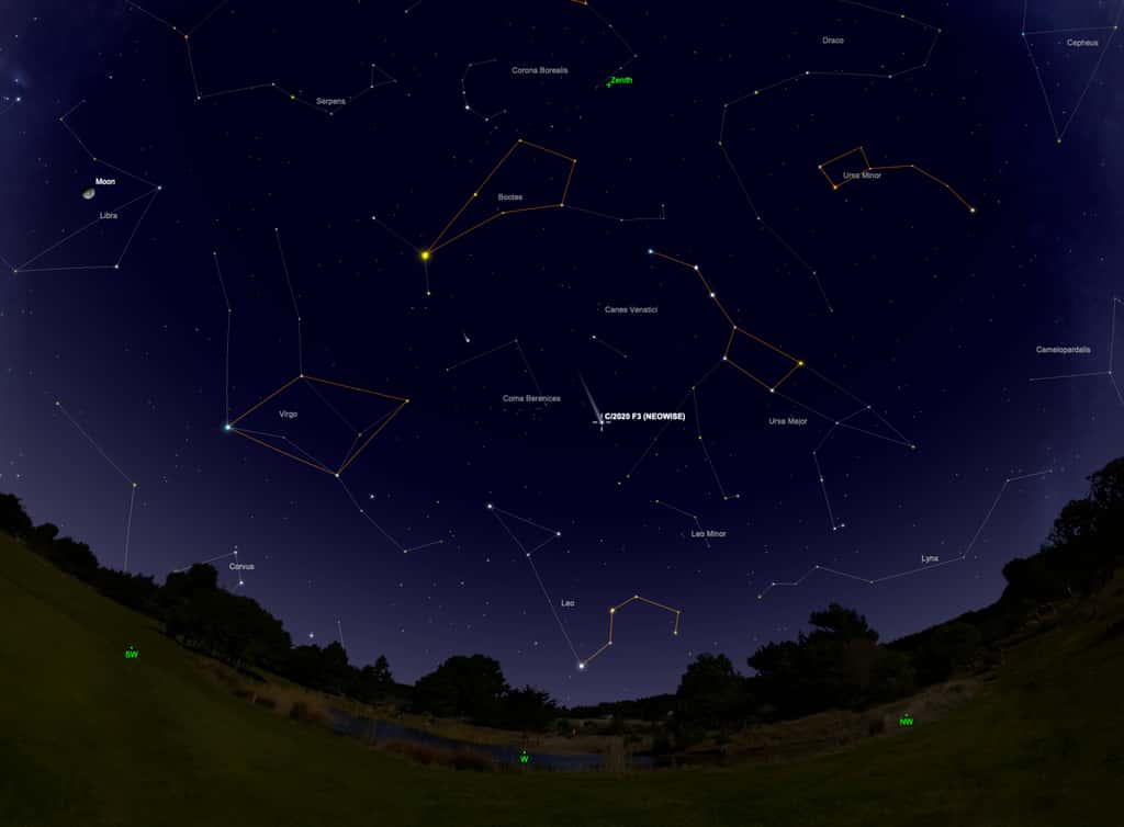 Position de la comète Neowise le 28 juillet après le coucher du Soleil. Les astérismes sont marqués en orange. © SkySafari