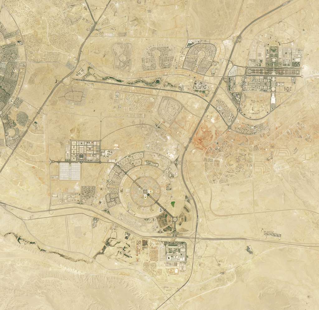 Le nouveau Caire et son évolution, le 9 août 2024 par le satellite Landsat 9. © Nasa