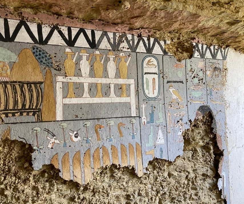  De nouvelles tombes antiques ont été découvertes correspondant à des périodes anciennes de l'histoire pharaonique. © Dr. Zahi Hawass