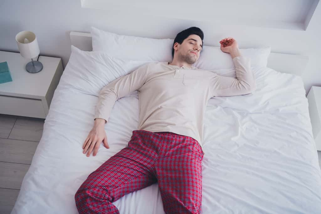  Un homme ne peut pas avoir deux orgasmes consécutifs sans pause. C’est que l’on appelle la période réfractaire. © Roman Samborskyi, Shutterstock.com 